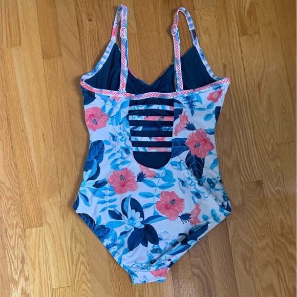 Seafolly Underwire One Piece Swimsuit - Picture 2 of 9